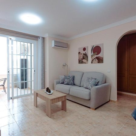 Apto Ache, Acogedor Apartamento De 66 M Con Terraza, Aire Acondicionado Y Parking Privado Gratuito Los Abrigos Bagian luar foto