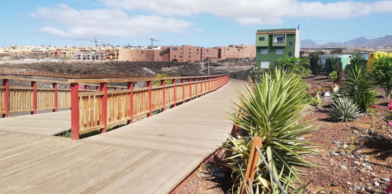 Apto Ache, Acogedor Apartamento De 66 M Con Terraza, Aire Acondicionado Y Parking Privado Gratuito Los Abrigos Bagian luar foto